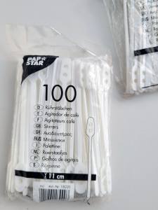 190 Stück Kunststoff-Kaffeetassen 0,18 / 0,25 l + ca. 150 Stück Rührstäbchen