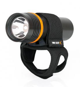 FINN LIGHT 2000 SHORT - Kabellose LED-Tauchlampe 2000 Lumen