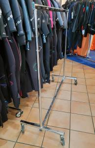 Kleiderständer, Rollständer - verchromt - höhenverstellbar, klappbar - 140-210 cm