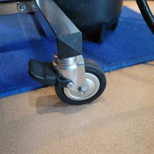 Kleiderständer, Rollständer - verchromt - höhenverstellbar, klappbar - 140-210 cm