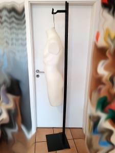 Schaufensterpuppe - Torso mit Ständer - Kleiderpuppe - Verkaufsständer