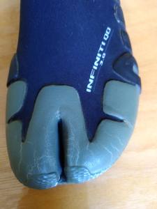 XCEL - Infiniti Split Toe Boot - Surf Boot 3 mm - Restgröße 38 - reduzierte B-Ware