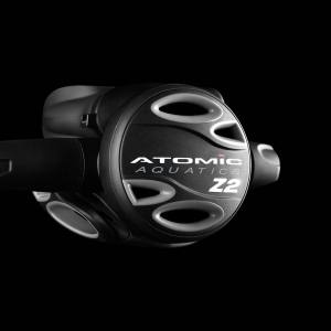 Atomic Aquatics Z3 Atemregler komplett Set  (1. und 2. Stufe mit MD-Schlauch) - DIN-Version