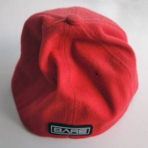 BARE Cap - Rote Schildmütze des Tauchartikelherstellers BARE - Base Cap