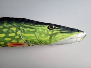 GABY FISH PILLOWS - Fischkissen Hecht - 80 cm - Esox Lucius