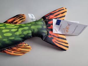 GABY FISH PILLOWS - Fischkissen Hecht - 80 cm - Esox Lucius