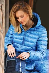 ALVIVO - Daunenjacke mit Kapuze - Steppjacke Damen - Restgrößen S/ L / 2XL