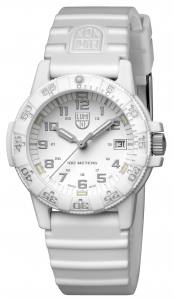 LUMINOX - Leatherback SEA Turtle 0300er Serie - preisgünstige Outdooruhr, 39 mm