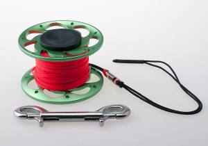 Riff - Reel 15 m Alu - in 3 Farben - Flachschnur neongelb oder rot